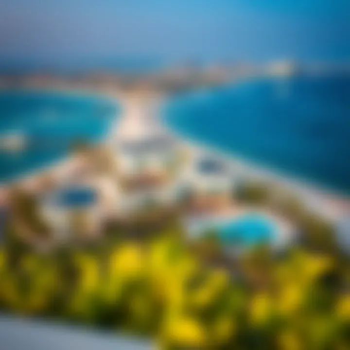 Luxury Living on Palm Jumeirah Aerial view of Palm Jumeirah showcasing luxury villas and stunning beaches